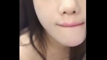 สาววัยรุ่นจีนสุดเซ็กซี่กับทักษะอมควยที่คุณต้องลอง